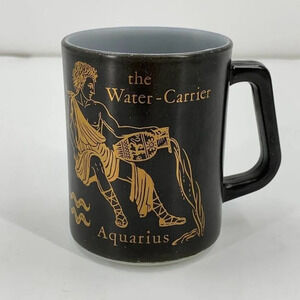 Federal Vintage Aquarius Water Carrier Zodiac Black Gold Milkglass Astrology Mug